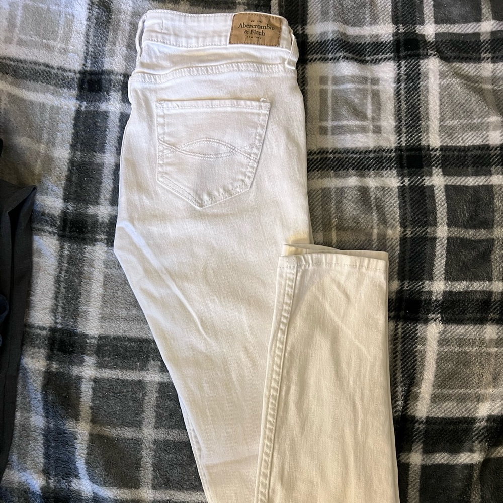 Abercrombie & Fitch 00R Skinny Jeans white color